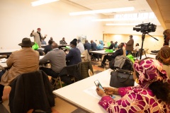 12 de enero de 2022: El senador Street recorrió la 106ª Pennsylvania Farm show hablando con vendedores, expositores y defensores de la agricultura local.  Más tarde, se reunió con una delegación de representantes de naciones africanas para discutir la posible cooperación para el desarrollo agrícola antes de sentarse para una entrevista con Russell Redding, Secretario de Agricultura de Pensilvania.