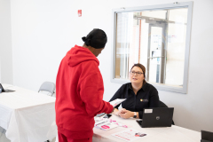 16 de noviembre de 2019: El senador Sharif Street organiza el evento Healthcare Enrollment.