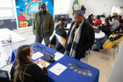16 de noviembre de 2019: El senador Sharif Street organiza el evento Healthcare Enrollment.