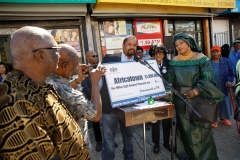Septiembre 28, 2022: State Senators Anthony Williams,  Vincent Hughes and Sharif Street presented a $1.8 million mock check to the African Cultural Alliance of North America (ACANA.) The funding is made possible through the American Rescue Plan Act, and will support the creation of ACANA’s Africatown project.