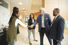 22 de septiembre de 2023: El Senador Street estuvo acompañado por el Senador Kearney en el segundo día de su sexta Conferencia anual de tres días sobre Oportunidades del Cannabis, celebrada en la Facultad de Medicina Katz de la Universidad de Temple, conjuntamente con la Semana Negra del Cannabis.