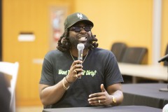 22 de septiembre de 2023: El Senador Street estuvo acompañado por el Senador Kearney en el segundo día de su sexta Conferencia anual de tres días sobre Oportunidades del Cannabis, celebrada en la Facultad de Medicina Katz de la Universidad de Temple, conjuntamente con la Semana Negra del Cannabis.