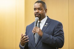22 de septiembre de 2023: El Senador Street estuvo acompañado por el Senador Kearney en el segundo día de su sexta Conferencia anual de tres días sobre Oportunidades del Cannabis, celebrada en la Facultad de Medicina Katz de la Universidad de Temple, conjuntamente con la Semana Negra del Cannabis.