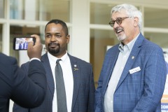 22 de septiembre de 2023: El Senador Street estuvo acompañado por el Senador Kearney en el segundo día de su sexta Conferencia anual de tres días sobre Oportunidades del Cannabis, celebrada en la Facultad de Medicina Katz de la Universidad de Temple, conjuntamente con la Semana Negra del Cannabis.