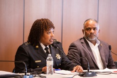 5 de noviembre de 2021: El Senador Street, junto con el recién formado Caucus bicameral de Prevención del Crimen y la Sheriff de Filadelfia Rochelle Bilal, celebró ayer una Cumbre de Prevención del Crimen y la Violencia en la Universidad Esperanza en el norte de Filadelfia.  Entre los testigos se encontraban el Fiscal de Distrito Larry Krasner, la Comisionada de Policía Danielle Outlaw, así como representantes de grupos comunitarios y estudiantiles.
