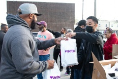 April 2, 2022: Senator Sharif Street joined Loree Jones of Philabundance to kick off the 30-day food drive which marks the beginning of Ramadan.