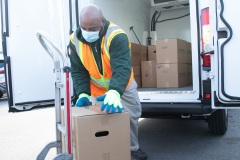 April 2, 2022: Senator Sharif Street joined Loree Jones of Philabundance to kick off the 30-day food drive which marks the beginning of Ramadan.