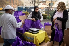 5 de abril de 2023: Senator Street y Philabundance distribuyen alimentos en el marco de la iniciativa Alejar el hambre durante el Ramadán