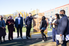 April 13, 2021: Sen. Street, along with Mayor Jim Kenney and other Philadelphia officials, held a news conference in North Philadelphia  today to announce 30 days of food distribution that will deliver 6,000 meals to local residents during the holy month of Ramadan. The program is a partnership between Street and Philabundance, the city’s leading hunger prevention organization.