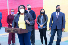 April 13, 2021: Sen. Street, along with Mayor Jim Kenney and other Philadelphia officials, held a news conference in North Philadelphia  today to announce 30 days of food distribution that will deliver 6,000 meals to local residents during the holy month of Ramadan. The program is a partnership between Street and Philabundance, the city’s leading hunger prevention organization.