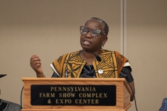 Enero 8, 2025: Senator Sharif Street hosts annual Farm Show Forum.