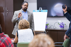 August 26, 2019: Sen. Street partnered with the Attorney General’s Office and a local financial planner to hold a financial literacy seminar at InnovAge Life Center in Philadelphia.