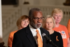 Junio 5, 2019: Senator Street joins fellow members of the Pennsylvania Senate Democratic Caucus to outline various policy on gun reform in the commonwealth in an effort to provide substantive reform that addresses the proliferation of firearms as well as those effects at a state level.