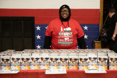 Meek Mill holiday gift drive