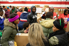 Campaña de regalos navideños de Meek Mill