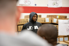 Meek Mill holiday gift drive