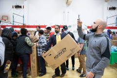 Campaña de regalos navideños de Meek Mill
