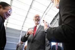 14 de octubre de 2022: El senador Street se unió al senador estadounidense Bob Casey y al gobernador Tom Wolf para anunciar más de 20 millones de dólares en subvenciones para la terminal marítima Tioga de PhilaPort.