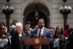 May 8, 2023: Senator Sharif Street hosts a Student March for Gun Safety in Harrisburg. The Forget Me Knot program is based out of Philadelphia and provides job training, mentorship, and educational resources for at-risk youth impacted by things like poverty and abuse.