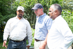 29 de julio de 2019 - El Senador Sharif Street (D-Filadelfia) se unió al Secretario de Agricultura de Pensilvania, Russel Redding, para anunciar el primer Fondo de Subvenciones de Agricultura Urbana del estado promulgado a través de la legislación Urban Ag del Senador Street en la Ley 40 de 2019.