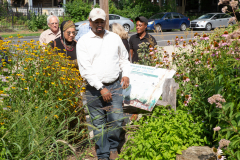 29 de julio de 2019 - El Senador Sharif Street (D-Filadelfia) se unió al Secretario de Agricultura de Pensilvania, Russel Redding, para anunciar el primer Fondo de Subvenciones de Agricultura Urbana del estado promulgado a través de la legislación Urban Ag del Senador Street en la Ley 40 de 2019.