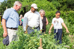 July 29, 2019 − Senator Sharif Street (D-Philadelphia) joined Pennsylvania Secretary of Agriculture Russel Redding to announce the state’s first Urban Agriculture Grant Fund enacted through Senator Street’s Urban Ag legislation in Act 40 of 2019.