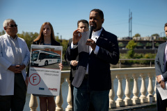 17 de septiembre de 2019: El senador Sharif Street se une a PennEnvironment para publicar un nuevo informe, Volkswagen Settlement State Scorecard: Clasificación de los estados en sus planes para los fondos fiduciarios de mitigación de VW.